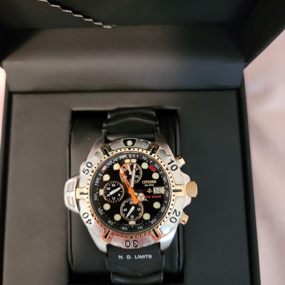 Citizen vintage eco drive aqualand watch